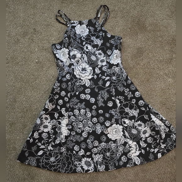 Womens guess dress - Picture 1 of 4